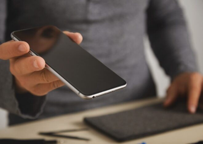 Best iPhone 16 Tempered Glass for Scratch Protection