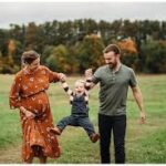 What your Partner should wear to the Maternity Photoshoot